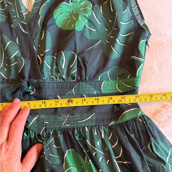 Kate Spade Dress Size 14 Green Dark Forest Leaves Midi Fit and Flare - NWT - Picture 13 of 15